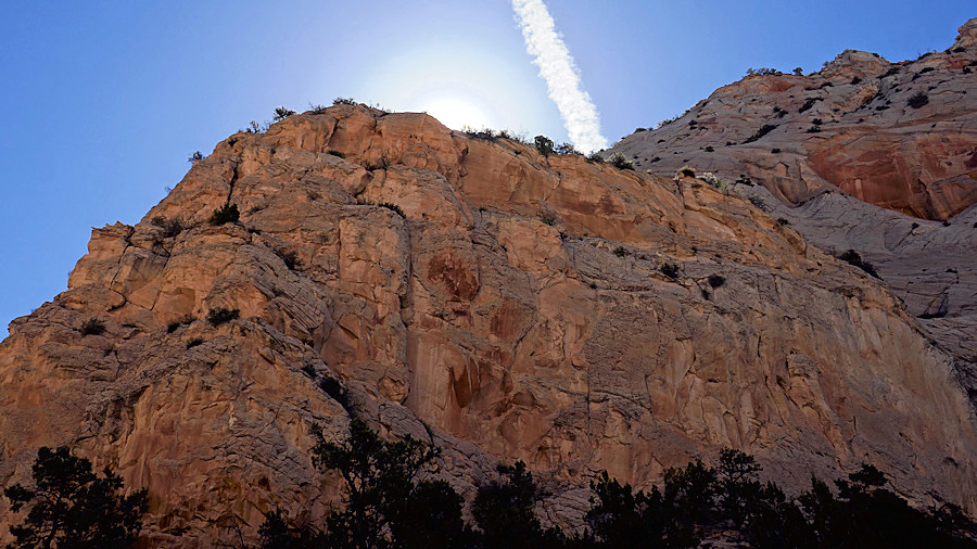 thumbnail canyon wall